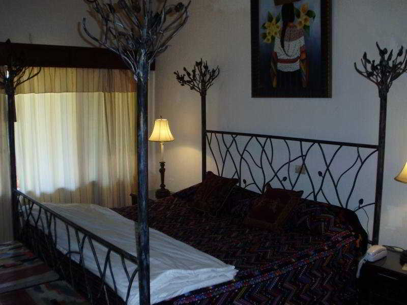 Hotel Atitlan Панахачель Экстерьер фото